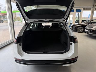 Volkswagen Passat Variant Elegance Autom.,  LED ACC HuD Kamera Navi - photo 8