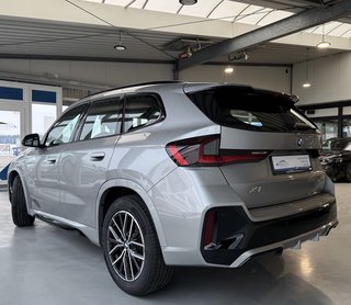BMW X1 18 i sDrive M Sport Autom., LED Navi Kamera - photo 4
