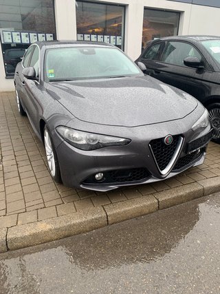 Alfa Romeo Giulia Gebrauchtwagen Kaufen