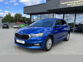 Skoda Fabia Selection Klima; Lederlenkrad; Sitzh. New vehicle for sale | First registration  | Price 20.950 €