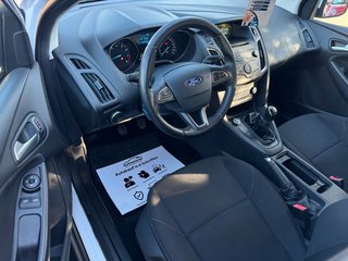 Ford Focus 1.0 Lim. Trend*Klima*PDC*Allwetter*TÜV NEU - bilder 1