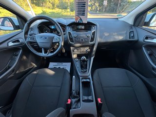 Ford Focus 1.0 Lim. Trend*Klima*PDC*Allwetter*TÜV NEU - bilder 4