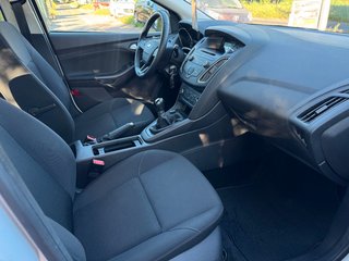 Ford Focus 1.0 Lim. Trend*Klima*PDC*Allwetter*TÜV NEU - bilder 5
