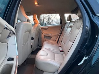 Volvo XC 60 XC60 Momentum 2WD*Leder*Xenon*Navi*SHZ - bilder 11