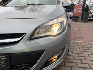Opel Astra J Sports Tourer 2.0CDTI*Navi*Xenon*Temp.* - bilder 3
