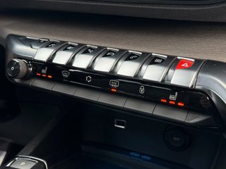 Peugeot 3008 GT*Aut*LED*ACC*Focal*Pano*Ambiente*Virtual* - bilder 24