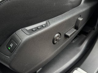 Peugeot 3008 GT*Aut*LED*ACC*Focal*Pano*Ambiente*Virtual* - bilder 25