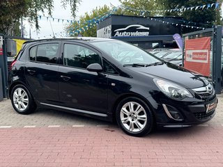 Opel Corsa D Satellite 1.4*OPC-LINE*Klima*Shz*TÜV NEU