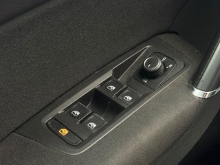 Volkswagen Touran Comfortline 2.0TDI*Navi*7Sitze*PDC*Alu* - foto 11