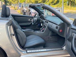 Mercedes-Benz SLK 200 Kompressor*Aut.*Leder*Shz*Temp.*17"AMG* - bilder 7