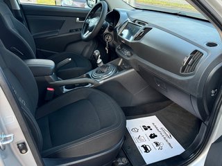 Kia Sportage 1.7CRDi Vision*Carplay*Shz*Xen*Pano*Kam - bilder 10