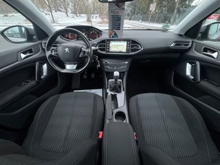 Peugeot 308 SW 1.6e-HDI Active Nav*Temp*Pano*TÜV NEU* - bilder 3