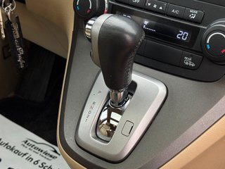 Honda CR-V Executive 4WD*Aut*Nav*Kam*Xen*AHK*Pano*Szhz - bilder 9