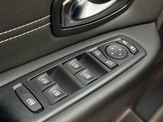 Renault Scenic III BOSE Edition X-MOD*Panorama*Navi*AHK* - foto 15