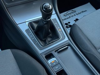 Volkswagen Golf VII 1.6 TDI Lim EU5*Klima*LED*TÜV NEU* - bilder 9