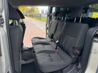 Ford Grand Tourneo Connect *1.5TDCI*7SITZER*AHK*PDC* - foto 7