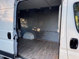 Peugeot Boxer 2.2HDi *L2H2*Kasten*Klima*Allwetter*AHK - bilder 7