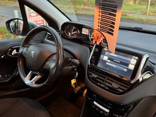 Peugeot 208 Allure 1.2*Klimaaut.*Temp.*PDC*GrauMatt* - bilder 4