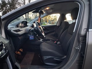 Peugeot 208 Allure 1.2*Klimaaut.*Temp.*PDC*GrauMatt* - bilder 8