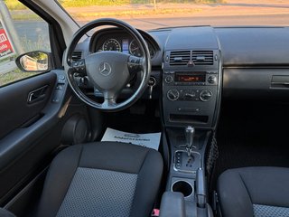 Mercedes-Benz A150 Automatik*Sitzheiz.*Klima*Allwetter*TÜV NEU - bilder 2