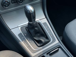 Volkswagen Golf VII Limousine Comfortline*Aut.*Navi*Xenon* - bilder 6
