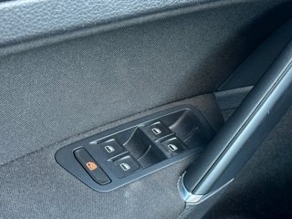 Volkswagen Golf VII Limousine Comfortline*Aut.*Navi*Xenon* - bilder 7