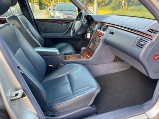 Mercedes-Benz E 280 4MATIC ELEGANCE*Aut.*Xenon*Leder*Voll*1HD! - bilder 4