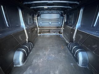 Renault Trafic Kasten L1H1 2,7t*Nav*Klima*AHK*TÜV NEU* - foto 8