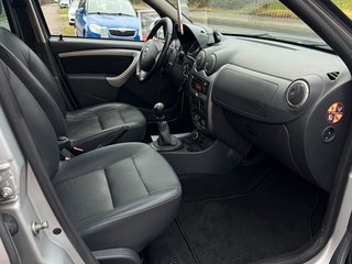 Dacia Duster I Prestige 4x4*Klima*Navi*8-Fachbereift* - bilder 5