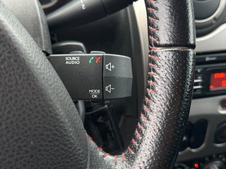 Dacia Duster I Prestige 4x4*Klima*Navi*8-Fachbereift* - bilder 11