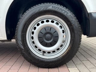 Volkswagen T6 Transporter Kasten 2.0 TDI*Klima*Navi*Ahk*3x - bilder 1