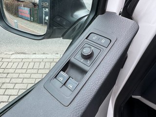 Volkswagen T6 Transporter Kasten 2.0 TDI*Klima*Navi*Ahk*3x - bilder 4