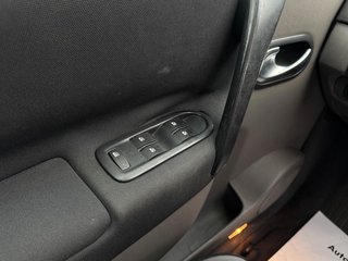 Renault Scenic II 1.6 Avantage*Klima*Pano*1.Hd*Kein TÜV - foto 8