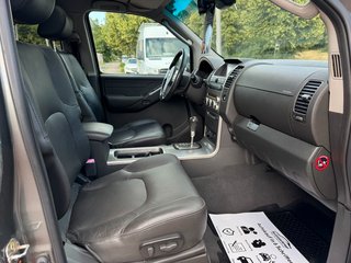 Nissan Pathfinder 2.5 dCi 4x4*Aut*7Sitze*AHK*Kam*Temp* - bilder 9
