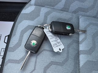 Skoda Fabia Ambiente 1.2*Klima*Tempomat*Sitzheizung* - bilder 13