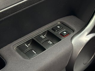 Honda CR-V Elegance 2.0*Aut*4x4*AHK*Temp*SHZ*TÜV NEU - bilder 14