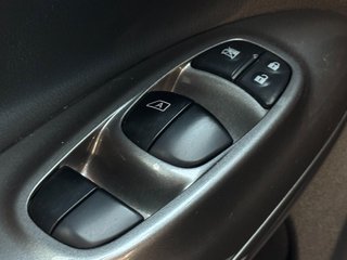 Nissan Juke 1.6 Automatik*Kamera*PDC*Temp*EU5* - bilder 9