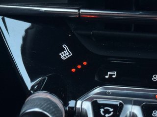 Peugeot 2008 GT*Aut*Nav*FOCAL*LED*AMBIENTE*ACC*DAB*KAM - bilder 12