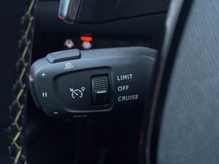 Peugeot 2008 GT*Aut*Nav*FOCAL*LED*AMBIENTE*ACC*DAB*KAM - bilder 20