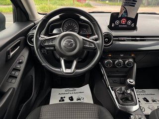 Mazda 2 1.5 Kizoku*Klima*Temp*AGA*Szhz*Kamera*PDC* - bilder 4