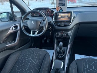 Peugeot 2008 Active 1.2*Temp.*SHZ*Klima*PDC*1.HD - foto 5