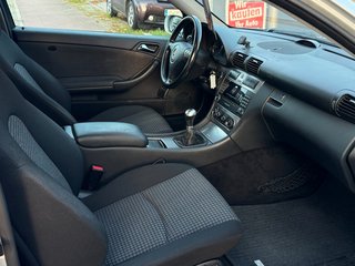 Mercedes-Benz C220 CDI Sportcoupe*Klima*PDC*Allwetter*TÜV NEU* - bilder 5