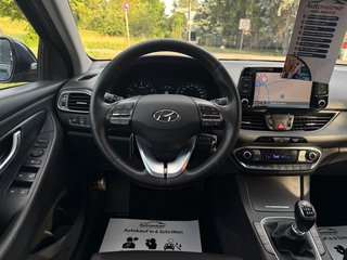 Hyundai i30 cw Family +*Navi*SHZ*Alu*Kamera*TÜV NEU - foto 4
