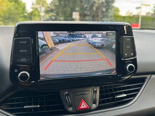 Hyundai i30 cw Family +*Navi*SHZ*Alu*Kamera*TÜV NEU - foto 13