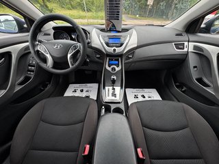 Hyundai Elantra 1.6i*Aut*Klima*Szhz*Temp*Allwetter*Alu - foto 4