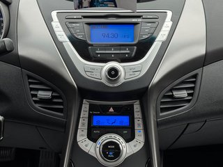 Hyundai Elantra 1.6i*Aut*Klima*Szhz*Temp*Allwetter*Alu - foto 8