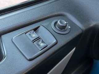 Renault Trafic Kasten L1H1 2,7t*Nav*Klima*AHK*TÜV NEU* - bilder 9
