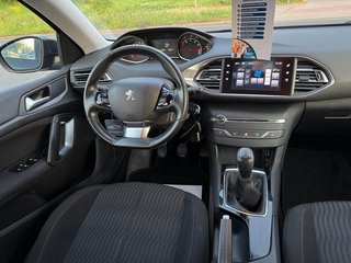 Peugeot 308SW Active 1.2*Klimaautomatik*Temp.*TÜV+ZR NEU - bilder 4