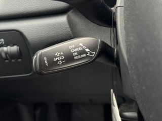 Audi Q3 2.0 TDI Quattro*Aut.*Xenon*Leder*AHK*PDC* - bilder 13
