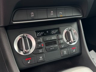Audi Q3 2.0 TDI Quattro*Aut.*Xenon*Leder*AHK*PDC* - bilder 16